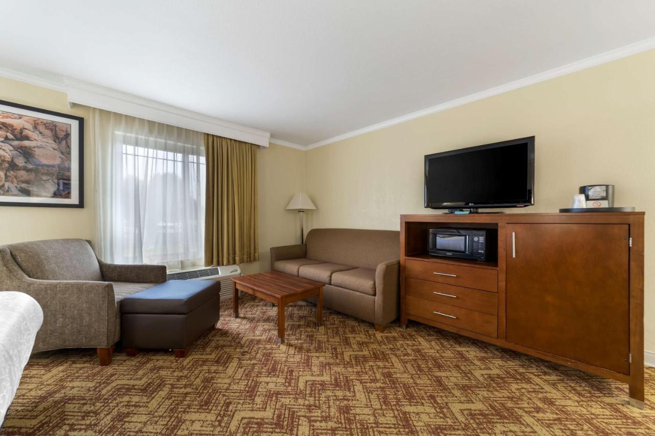 Best Western Plus Northwoods Inn Crescent City Zewnętrze zdjęcie