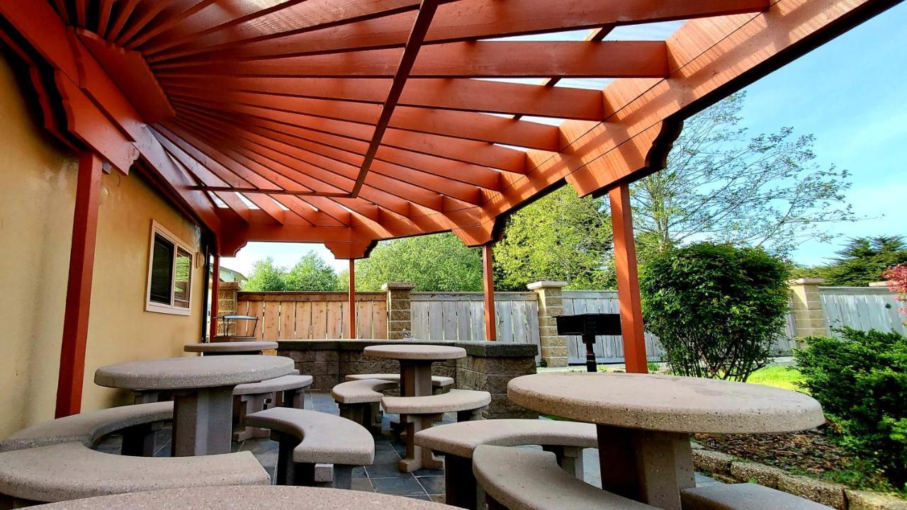 Best Western Plus Northwoods Inn Crescent City Zewnętrze zdjęcie
